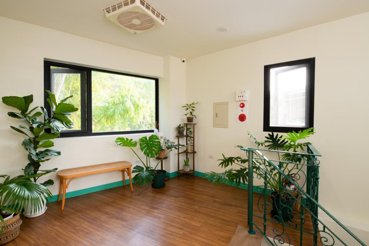 Lixia Hostel Сяолюцю Екстер'єр фото