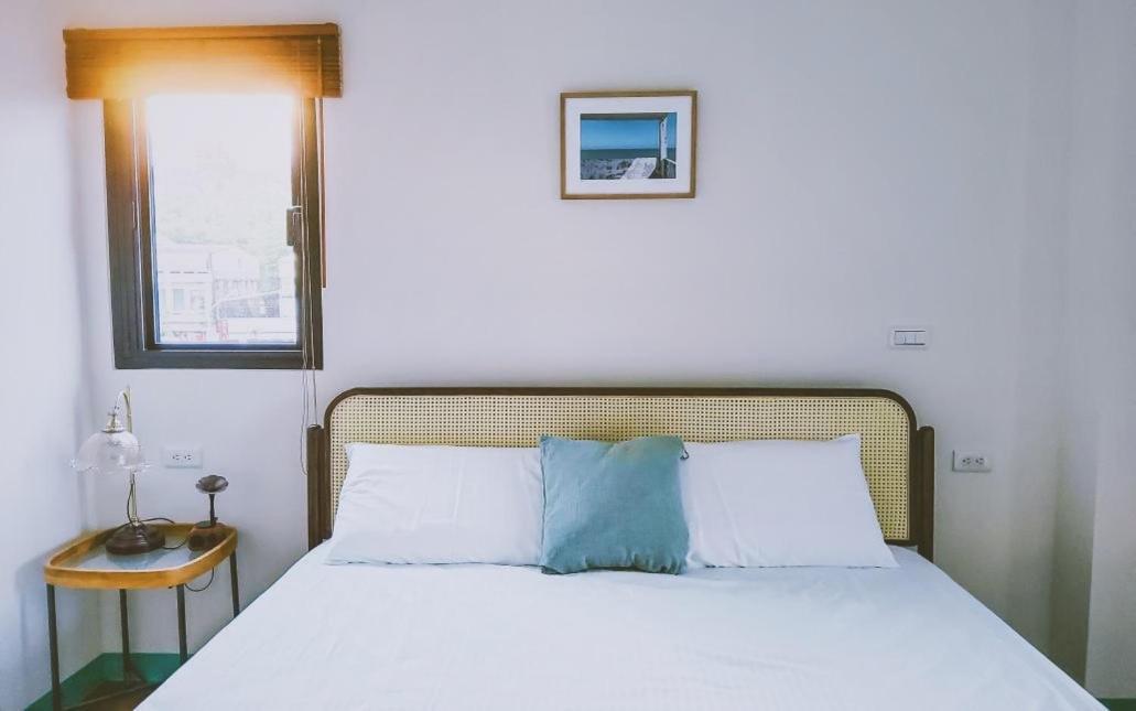 Lixia Hostel Сяолюцю Екстер'єр фото